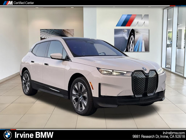 2025 BMW iX xDrive50