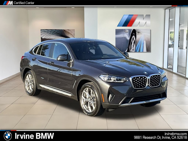 2023 BMW X4 xDrive30i