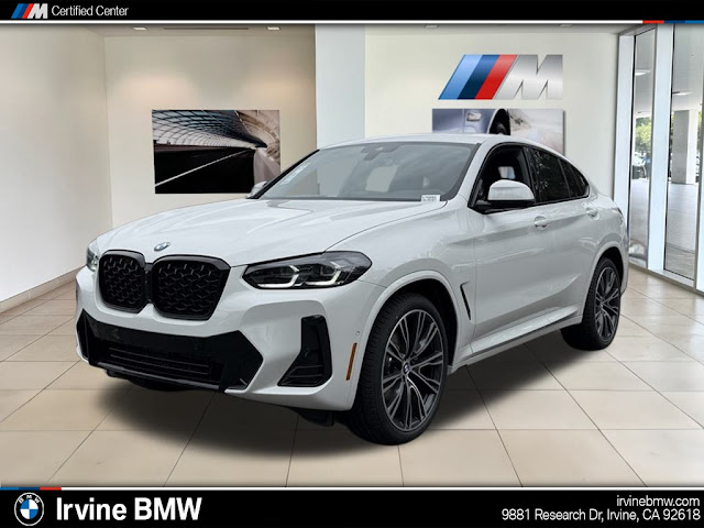 2025 BMW X4 xDrive30i