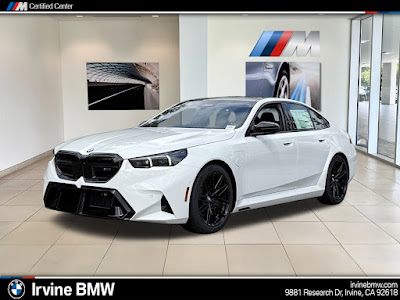 2025 BMW M5
