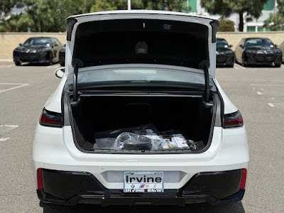 2025 BMW i7