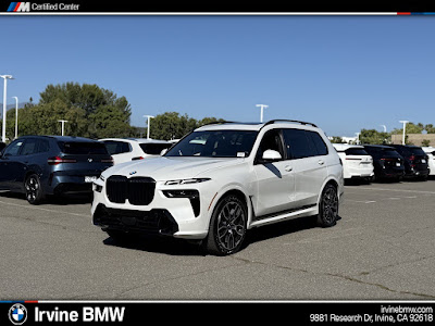 2023 BMW X7