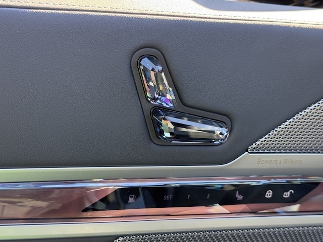 2025 BMW 7 Series 750e xDrive