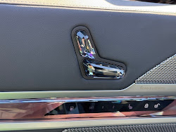 2025 BMW 7 Series 750e xDrive