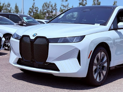 2026 BMW iX