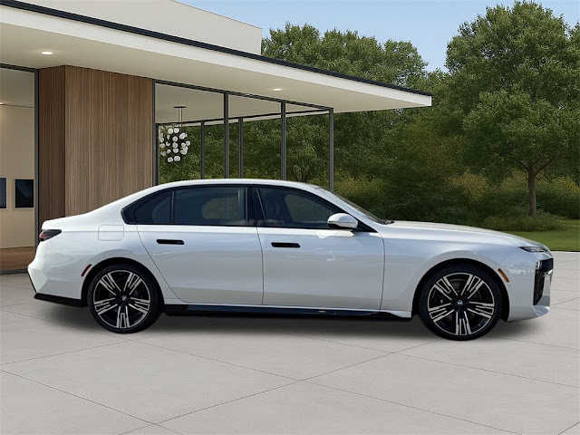 2025 BMW 7 Series 750e xDrive