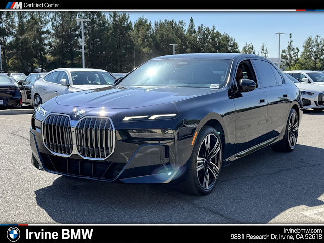 2023 BMW 7 Series 740i