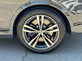 2023 BMW X7 M60i