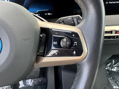 2023 BMW iX