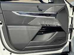 2026 BMW 7 Series 750e xDrive