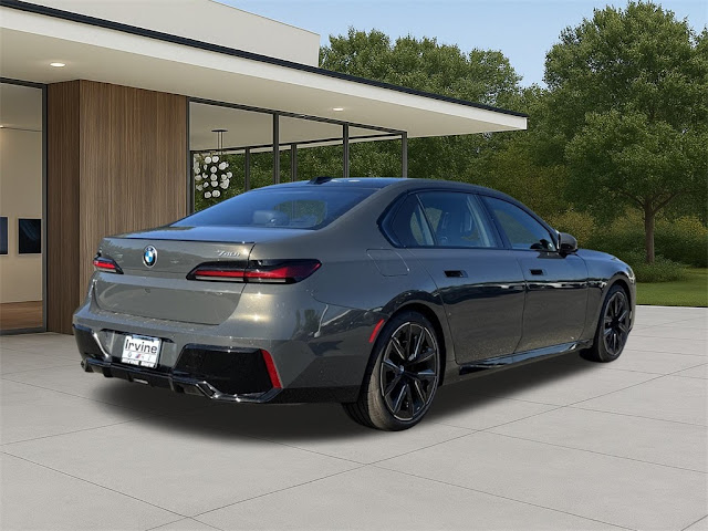 2026 BMW 7 Series 740i