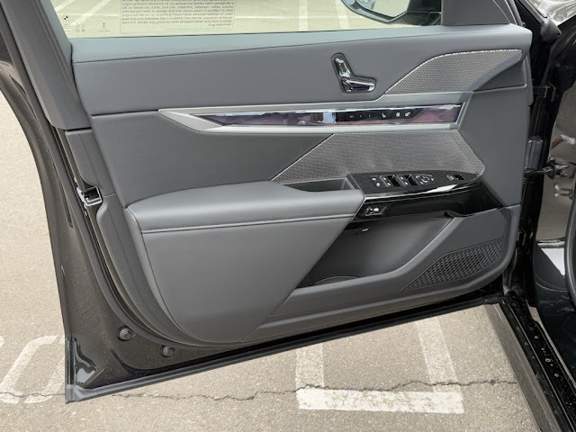 2026 BMW 7 Series 740i