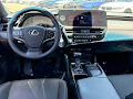 2022 Lexus ES 300h
